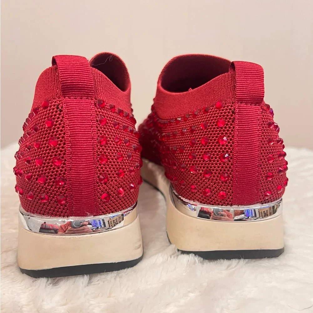 Kenneth Cole Reaction Red Women's Slip-On Sneakers Cameron Jewel Jogger - Picture 2 of 4